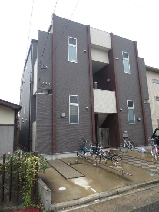 プリエ中村公園の物件外観写真