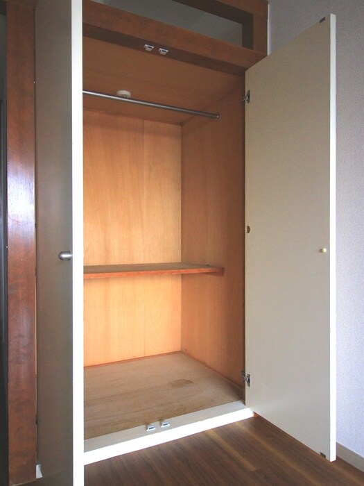 ノーサレンダーの物件内観写真