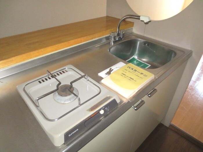 ノーサレンダーの物件内観写真