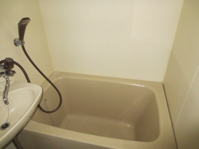 ノーサレンダーの物件内観写真