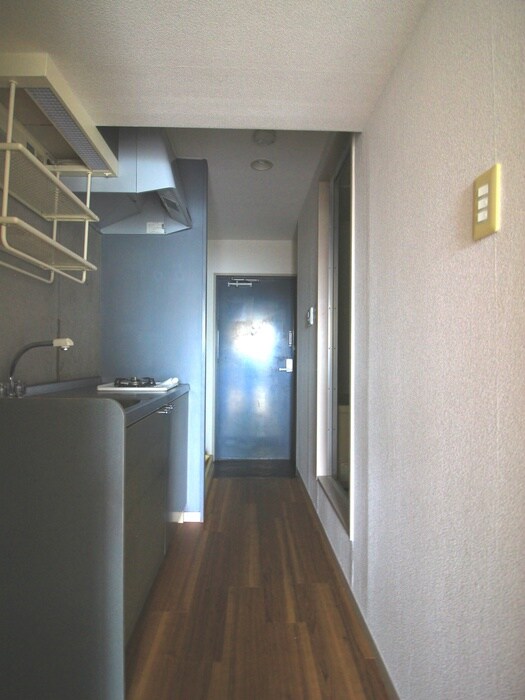 ノーサレンダーの物件内観写真