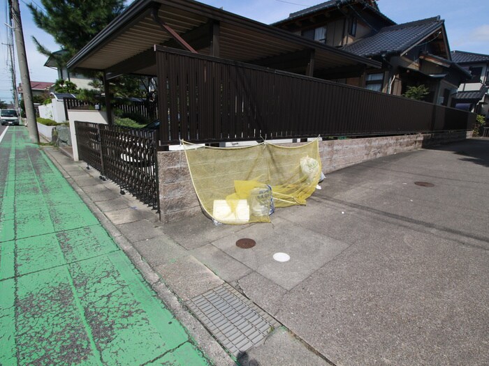 ラポ－ル川本の物件外観写真