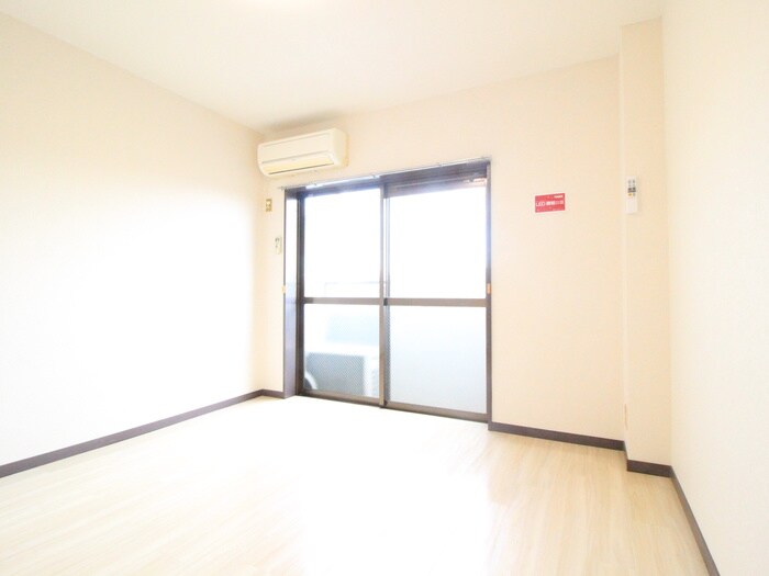 ラポ－ル川本の物件内観写真