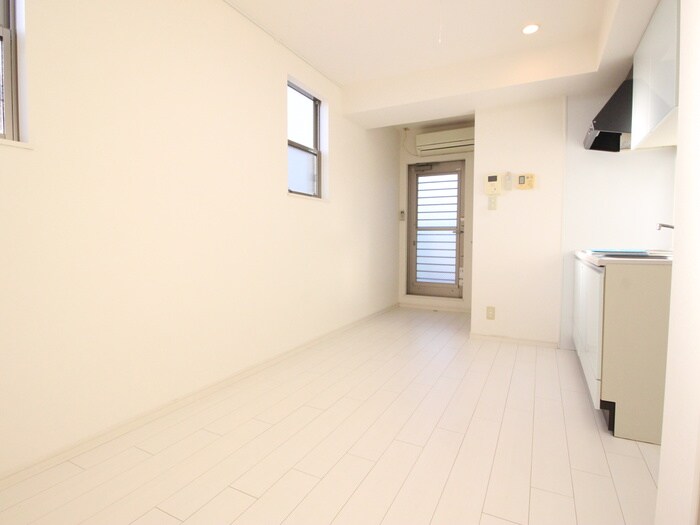 ソリッド瑞穂通の物件内観写真