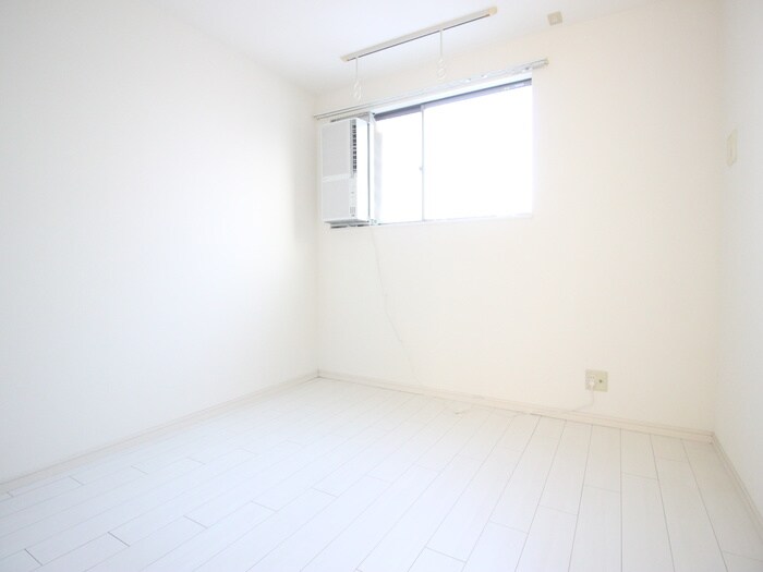 ソリッド瑞穂通の物件内観写真