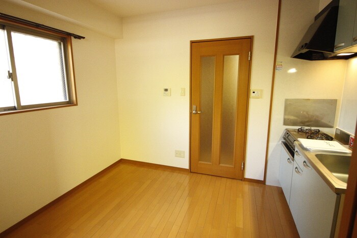 メゾン　ドゥ　城北　の物件内観写真