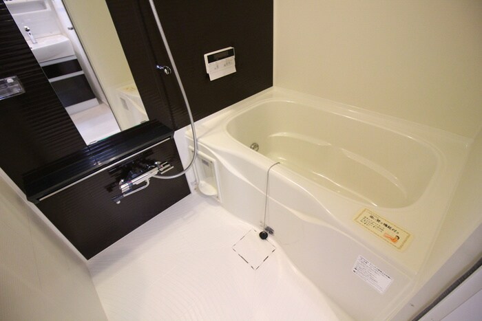 ﾁｪﾙﾄｳﾞｨｰﾀの物件内観写真