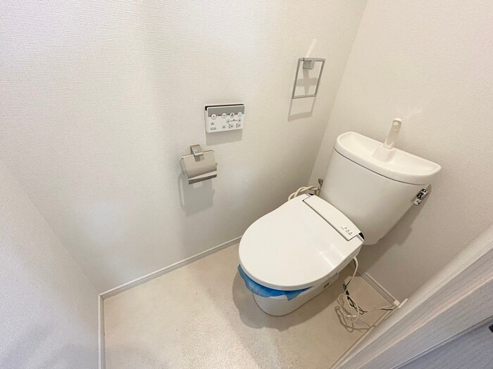 ﾁｪﾙﾄｳﾞｨｰﾀの物件内観写真