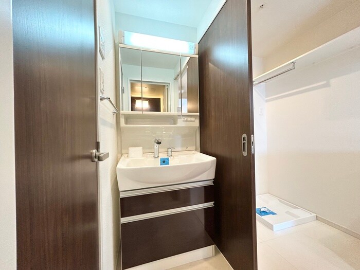 ﾁｪﾙﾄｳﾞｨｰﾀの物件内観写真