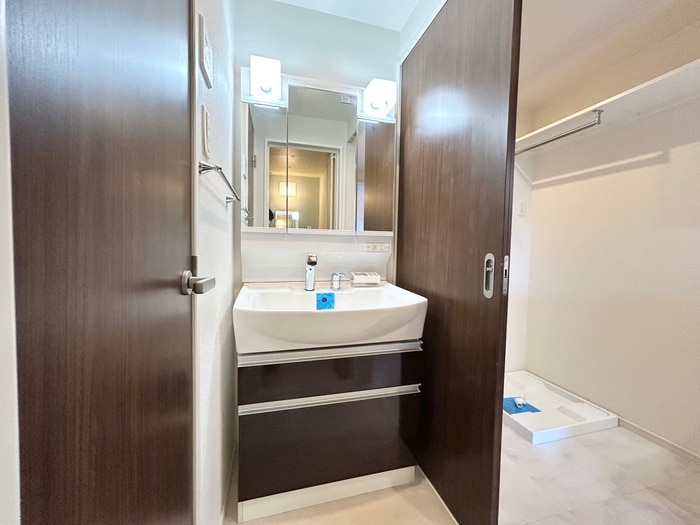 ﾁｪﾙﾄｳﾞｨｰﾀの物件内観写真