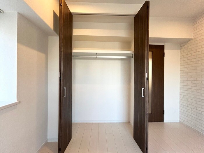 ﾁｪﾙﾄｳﾞｨｰﾀの物件内観写真