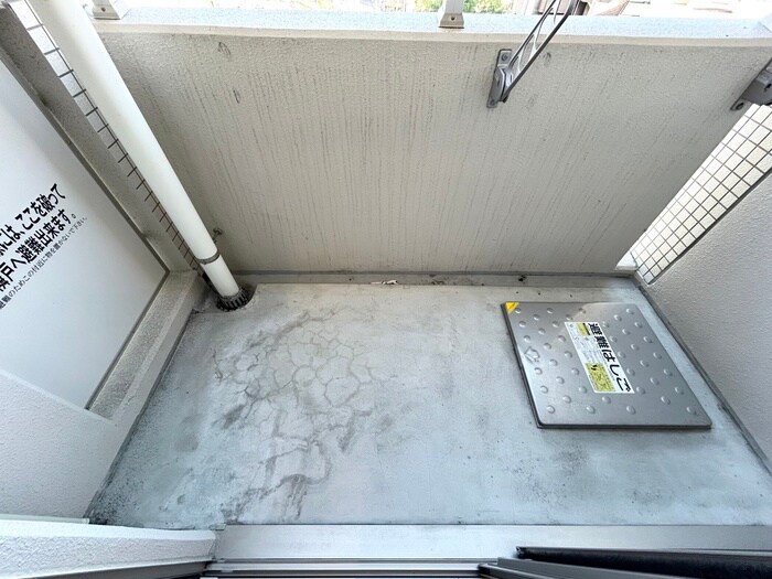 ﾁｪﾙﾄｳﾞｨｰﾀの物件内観写真