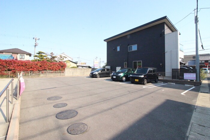 ラ・ルチアの物件外観写真