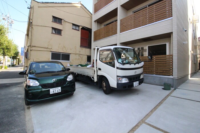 覚王山アパートメントの物件外観写真