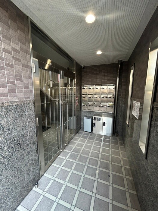 プランドール中村公園の物件外観写真