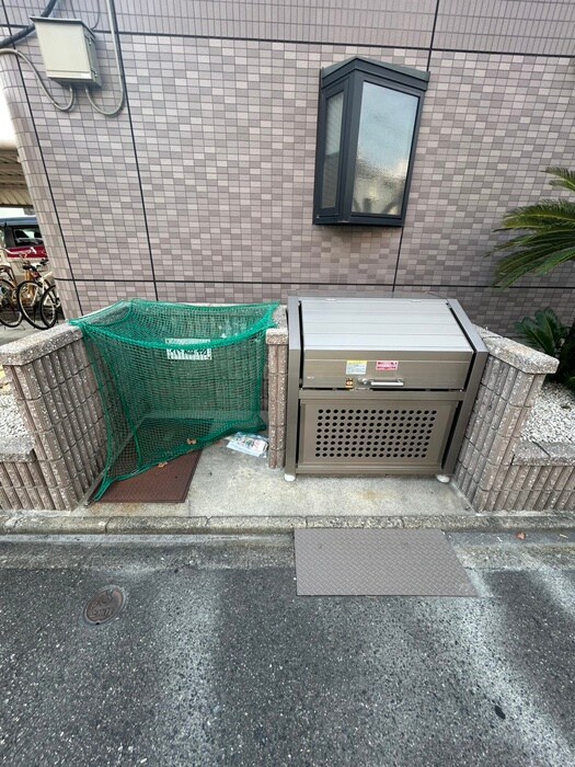 プランドール中村公園の物件外観写真