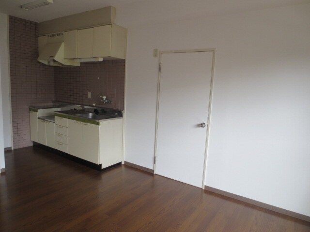 ブラザ－ビル八幡の物件内観写真