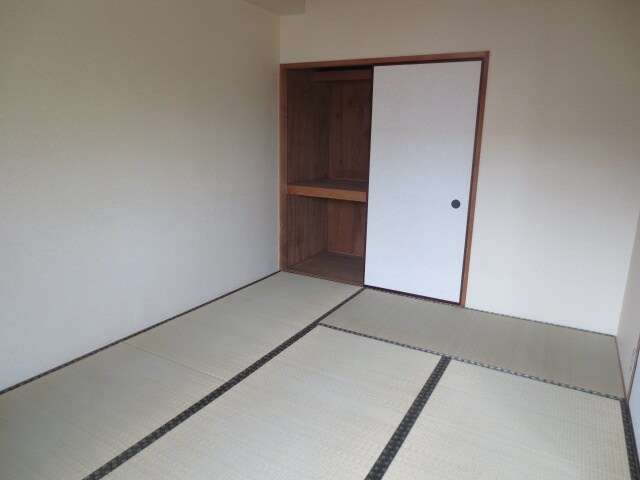 ブラザ－ビル八幡の物件内観写真