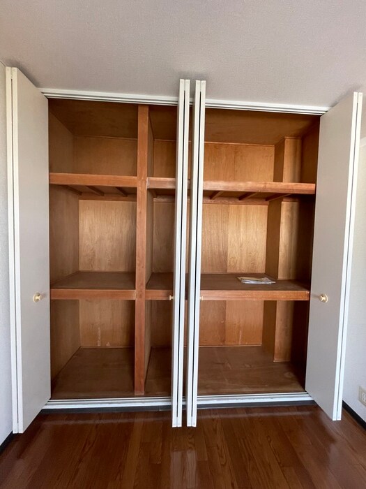 ブラザ－ビル八幡の物件内観写真