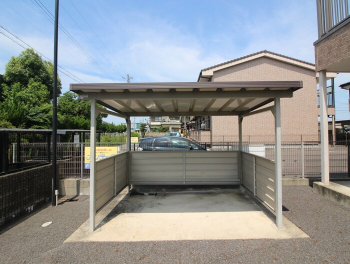 プランド－ルＢ棟の物件外観写真