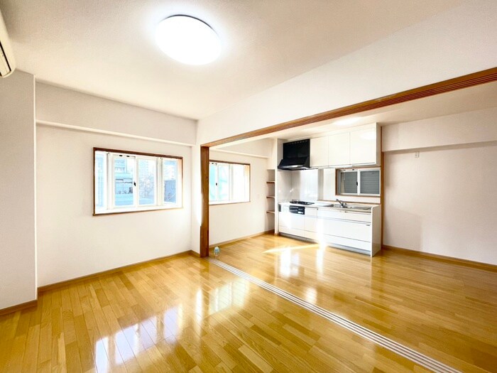 メゾン幅下の物件内観写真