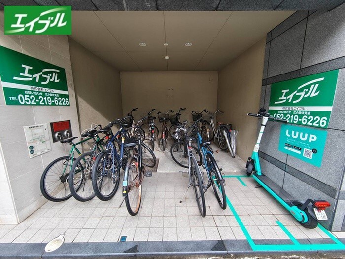 アーバン栄の物件外観写真