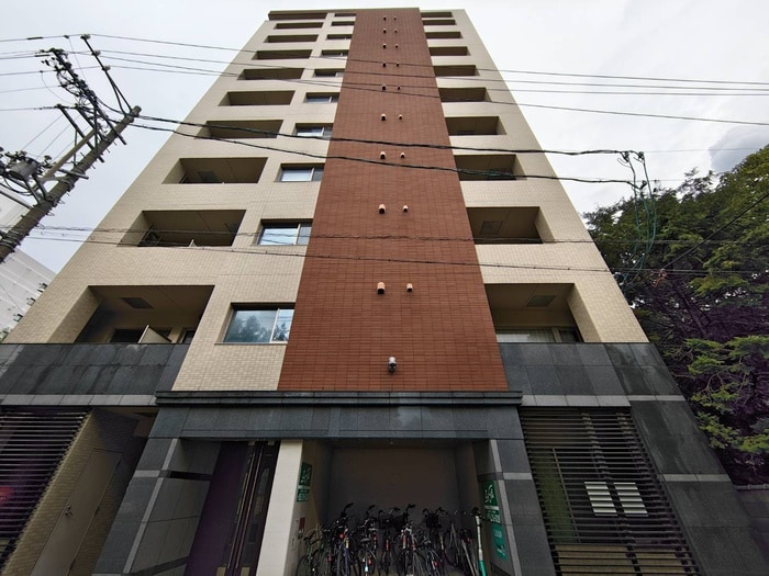 アーバン栄の物件外観写真