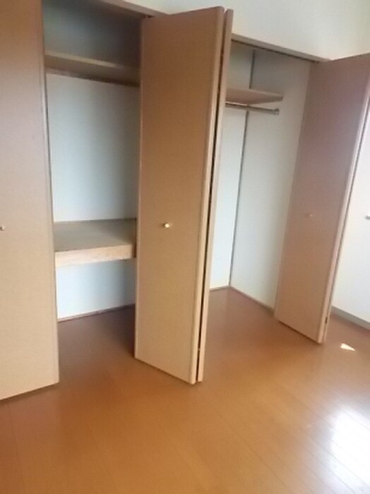 グレースコート豊山の物件内観写真