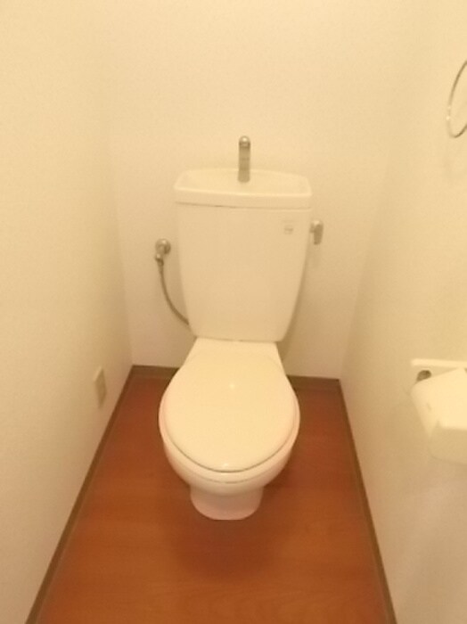 グレースコート豊山の物件内観写真