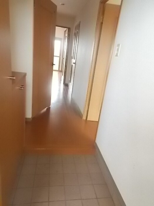 グレースコート豊山の物件内観写真