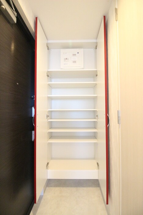 WELLCOURT NAKAMURA-KOUENの物件内観写真