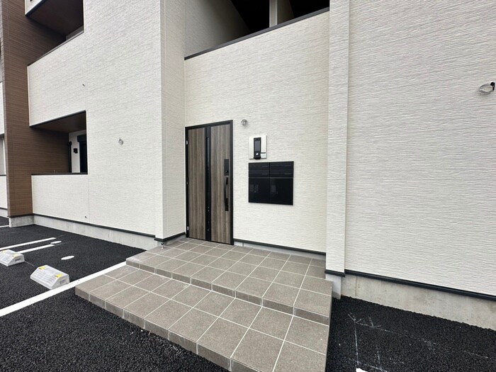 レリーサ知多Ⅱの物件外観写真