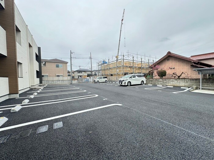 レリーサ知多Ⅱの物件外観写真