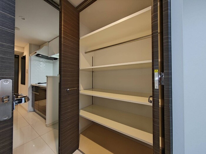 セノアタワー泉の物件内観写真