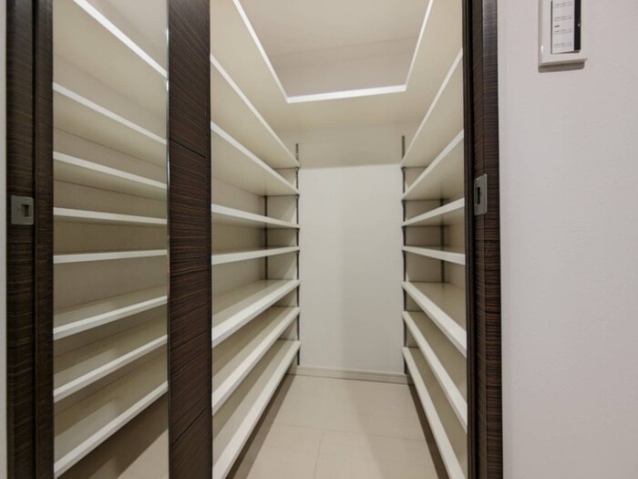 セノアタワー泉の物件内観写真