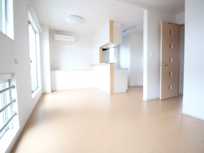 リバーサイドカルムの物件内観写真