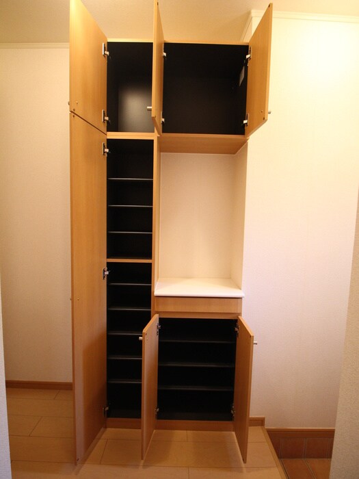 グランドカ－サ枇杷島の物件内観写真