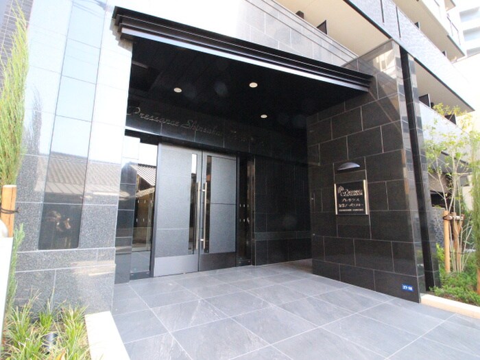 ﾌﾟﾚｻﾝｽ新栄ｱｰﾊﾞﾝﾌﾛｰの物件外観写真