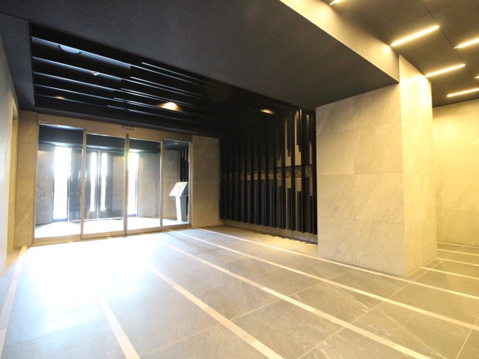 ﾌﾟﾚｻﾝｽ新栄ｱｰﾊﾞﾝﾌﾛｰの物件外観写真