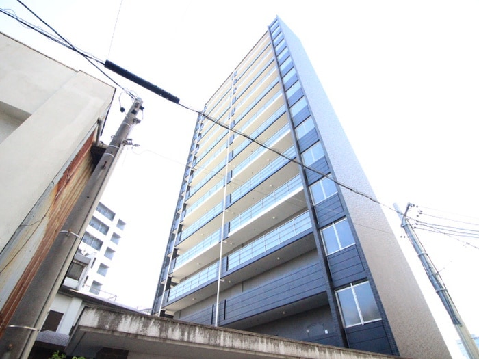 ﾌﾟﾚｻﾝｽ新栄ｱｰﾊﾞﾝﾌﾛｰの物件外観写真