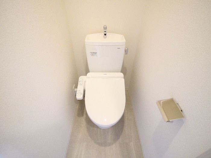 ﾌﾟﾚｻﾝｽ新栄ｱｰﾊﾞﾝﾌﾛｰの物件内観写真