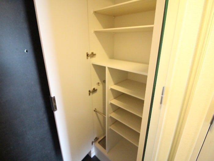 ﾌﾟﾚｻﾝｽ新栄ｱｰﾊﾞﾝﾌﾛｰの物件内観写真