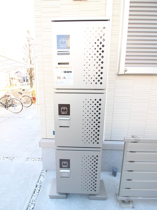 シャルム・ヴィアーレの物件外観写真