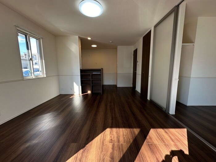 シャルム・ヴィアーレの物件内観写真