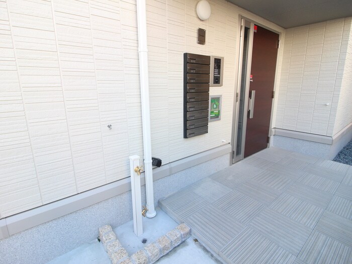 シャルム・ヴィアーレの物件外観写真