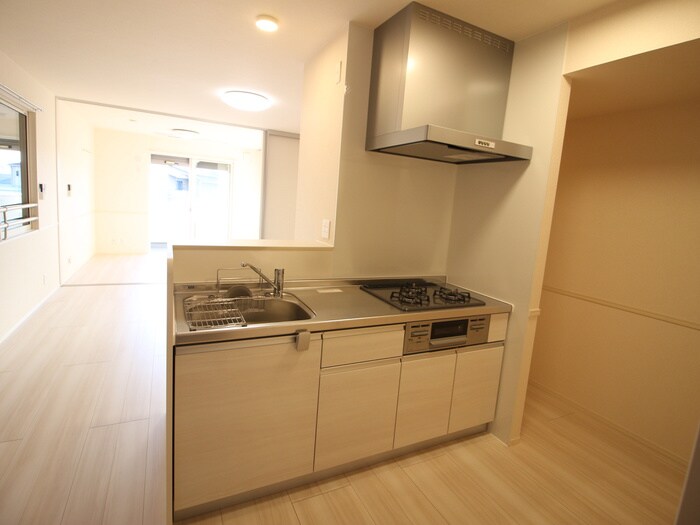 シャルム・ヴィアーレの物件内観写真