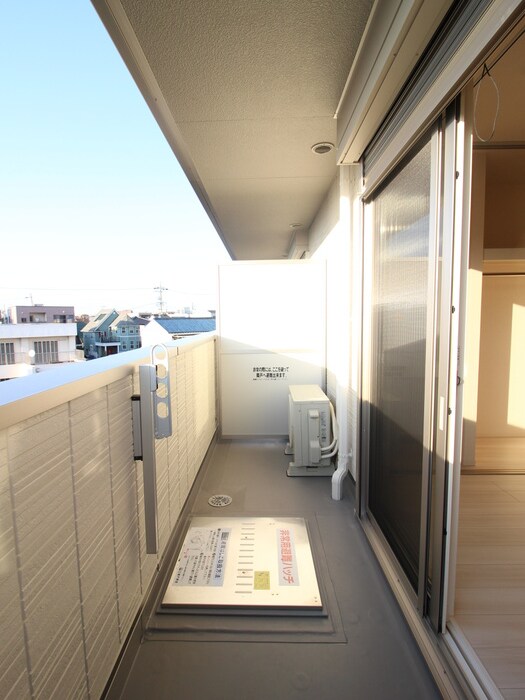 シャルム・ヴィアーレの物件内観写真