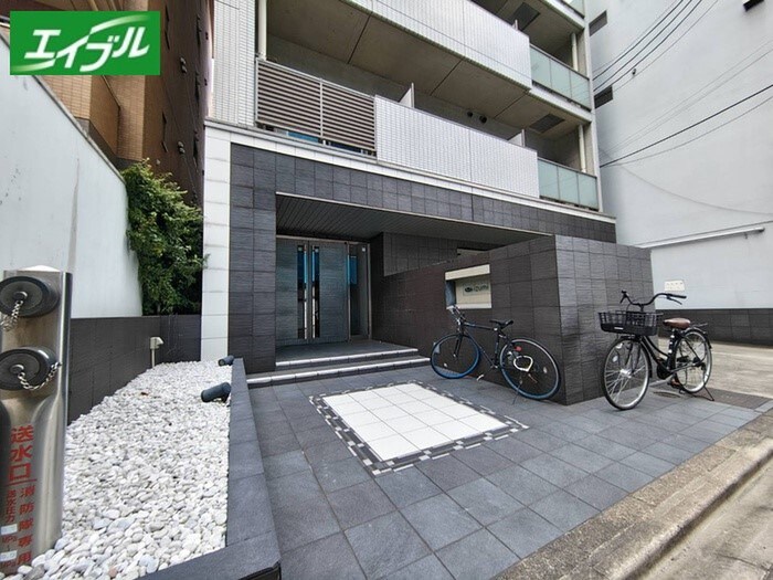 ｉｚｕｍｉの物件外観写真