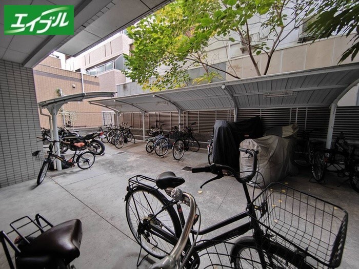 ｉｚｕｍｉの物件外観写真