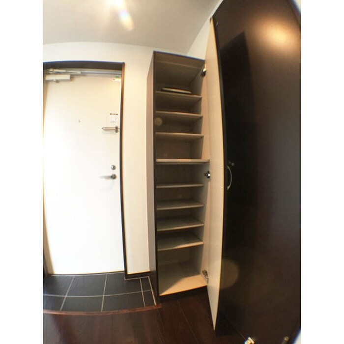 スタートリビングの物件内観写真